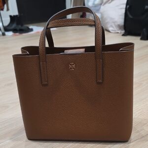 Tory Burch Tan Leather Handbag